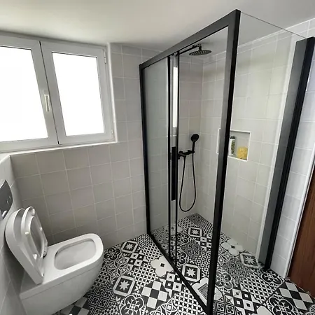 Daire 2 Bedroom In Ermou 4 Minute Walk