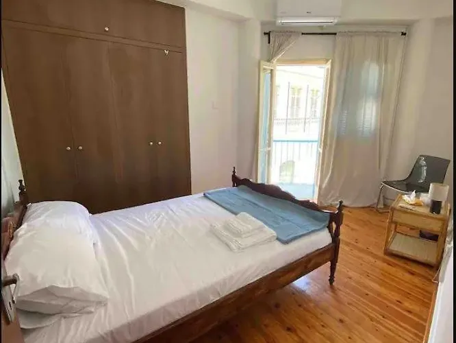2 Bedroom In Ermou 4 Minute Walk Lägenhet *