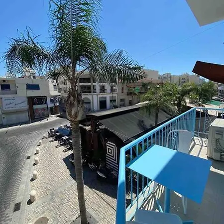 2 Bedroom In Ermou 4 Minute Walk 라르나카