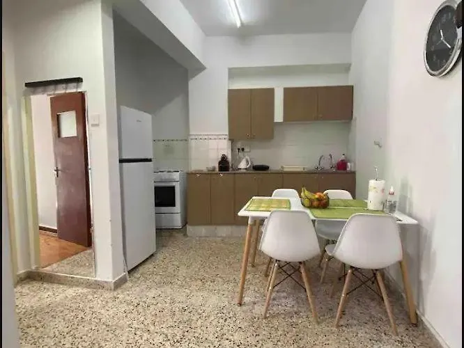 Apartamento 2 Bedroom In Ermou 4 Minute Walk